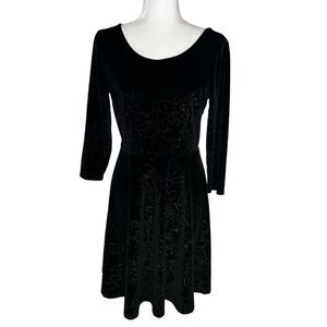 Soma Black Velvet Dress with Burnout Floral Design. Size Small. Great Condition